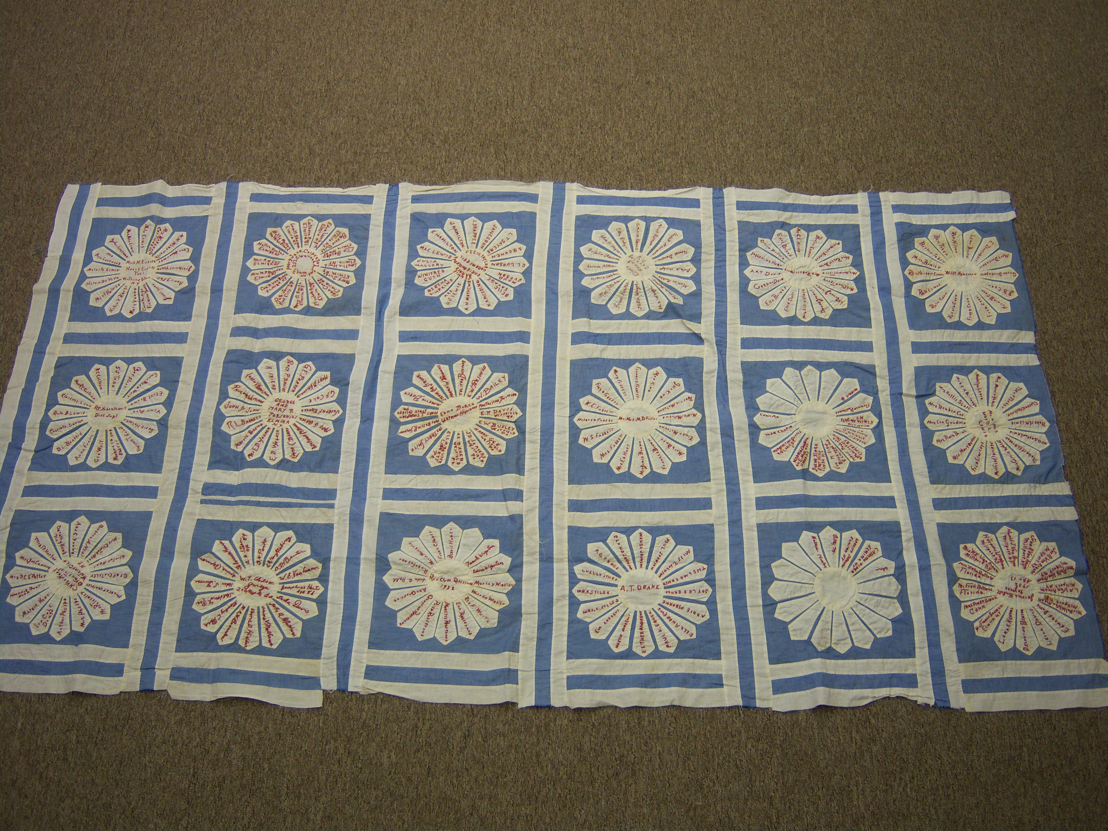 SignatureQuilt.jpg